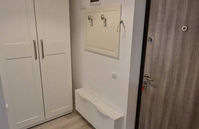 Location d’un appartement confortable d’une pièce, Chiajna, Bucarest, Roumanie